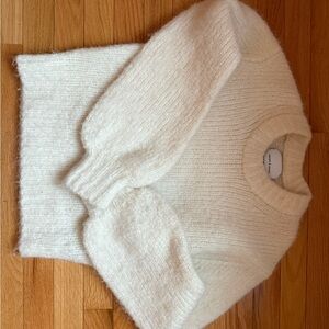 Elegant Cream Crew Neck Sweater